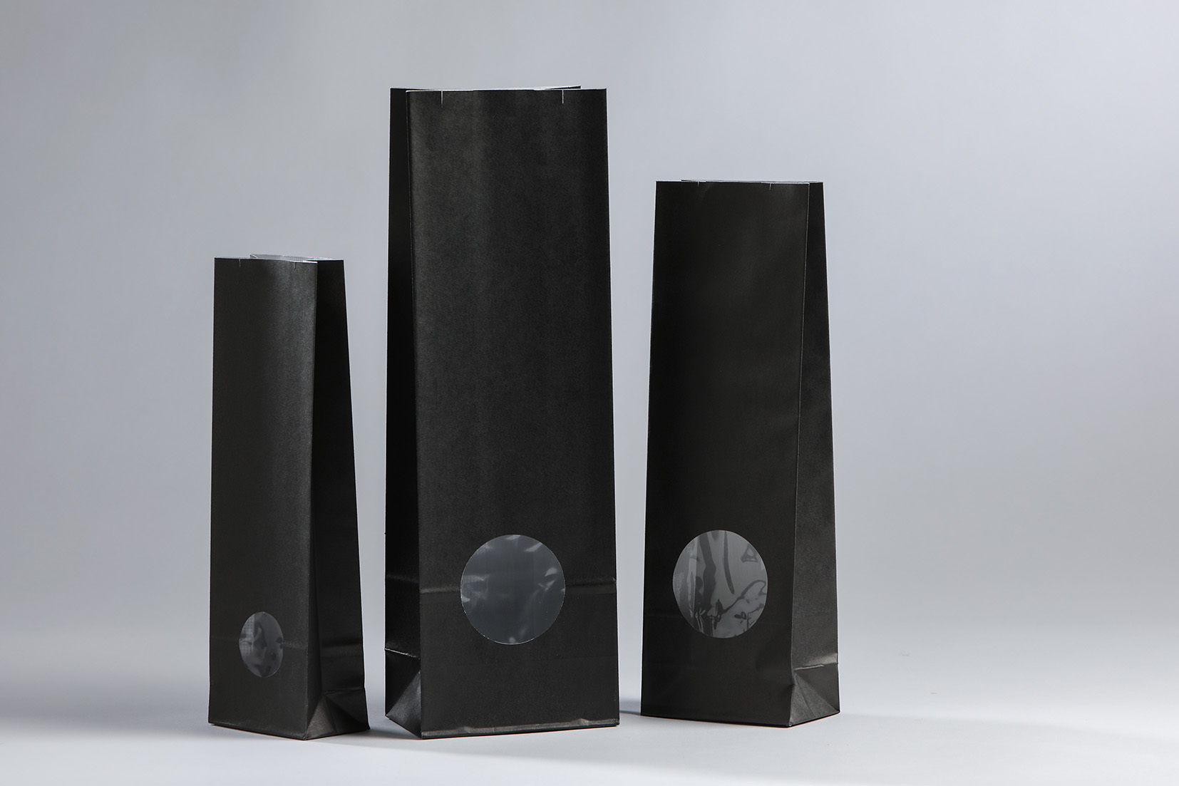 Window black paper bags - Image 2